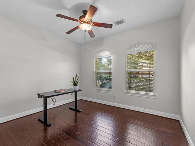 14211 Norhill Pointe Drive, Houston, TX 77044