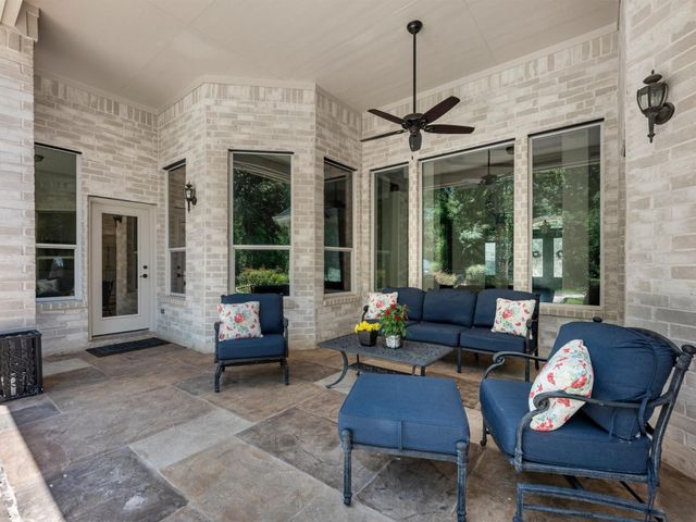 14211 Norhill Pointe Drive, Houston, TX 77044