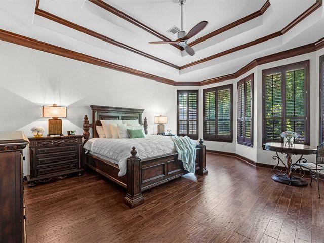 14211 Norhill Pointe Drive, Houston, TX 77044
