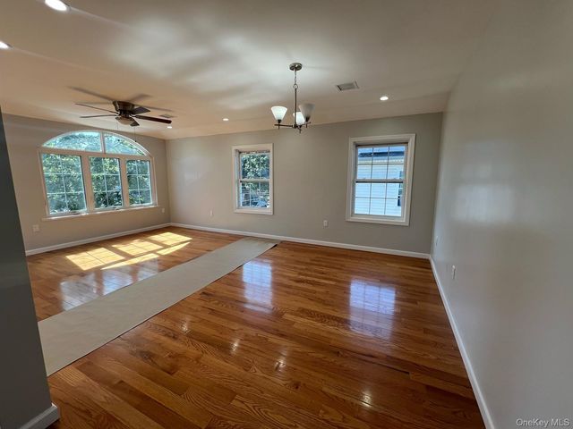 15333 119th Road, Jamaica, NY 11434