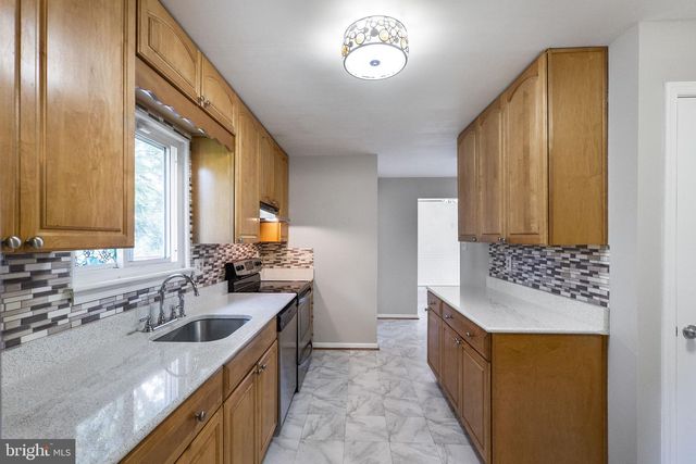 15021 JOSHUA TREE RD, Gaithersburg, MD 20878