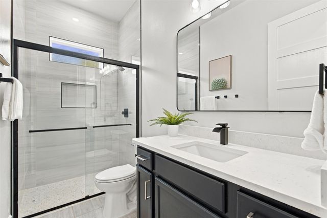 157 E Keanahalululu LN, Bastrop, TX 78602