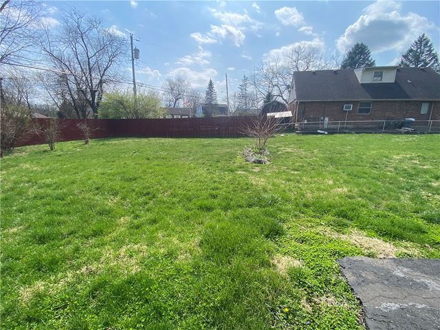 4814 Woodland Hills Boulevard, Dayton, OH 45414