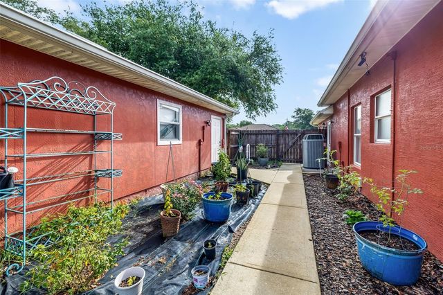 7 FARVER LANE, Palm Coast, FL 32137