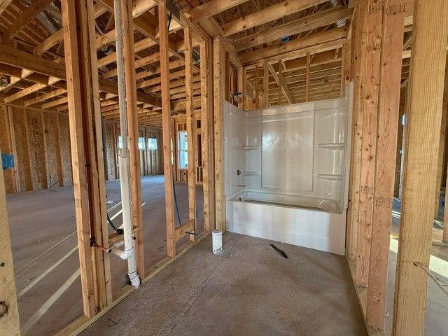 313 Galway Dr, Clarksville, TN 37042