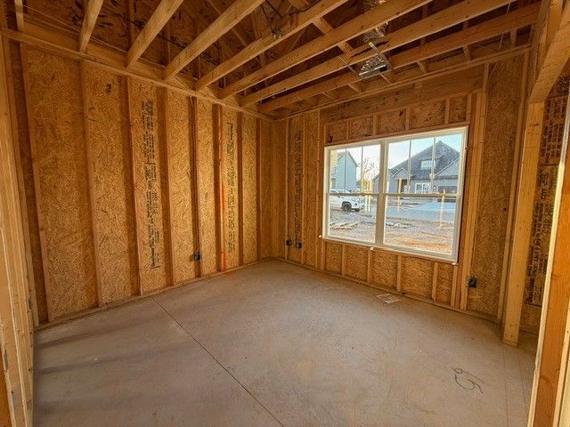 313 Galway Dr, Clarksville, TN 37042