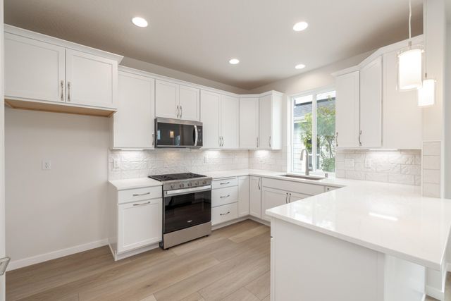 12223 N Dupont Dr, Spokane, WA 99218
