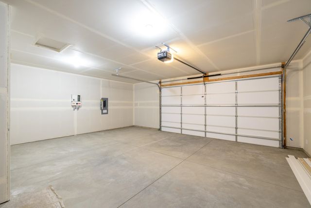12223 N Dupont Dr, Spokane, WA 99218