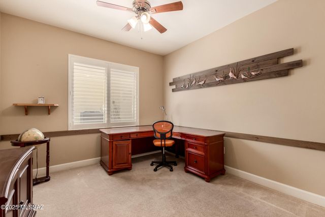 838 N Broken Hills Drive, Green Valley, AZ 85614