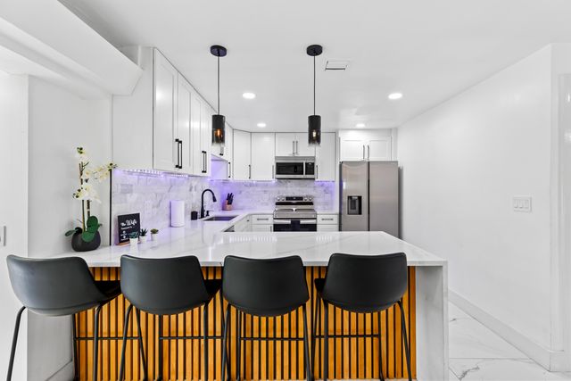 1010 SW 32nd Street, Fort Lauderdale, FL 33315
