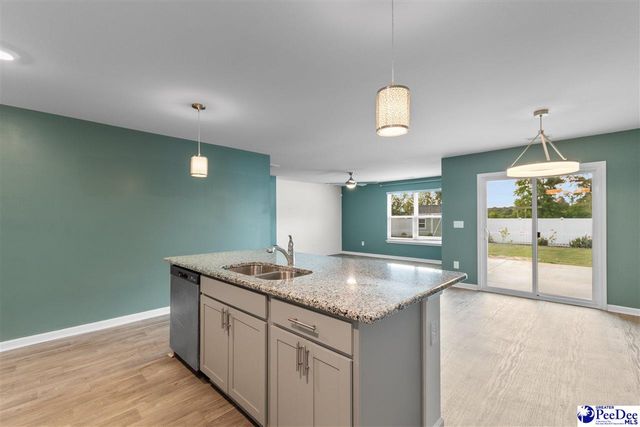 628 Woodland Farms Cir, Aynor, SC 29511