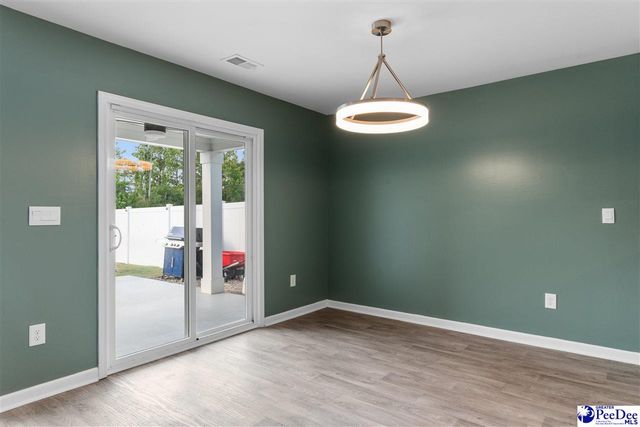 628 Woodland Farms Cir, Aynor, SC 29511