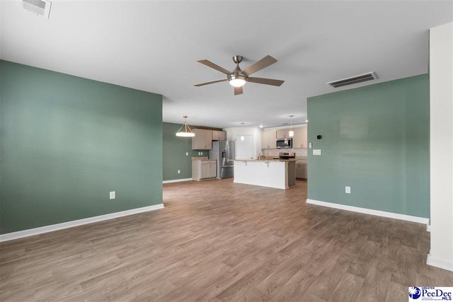 628 Woodland Farms Cir, Aynor, SC 29511