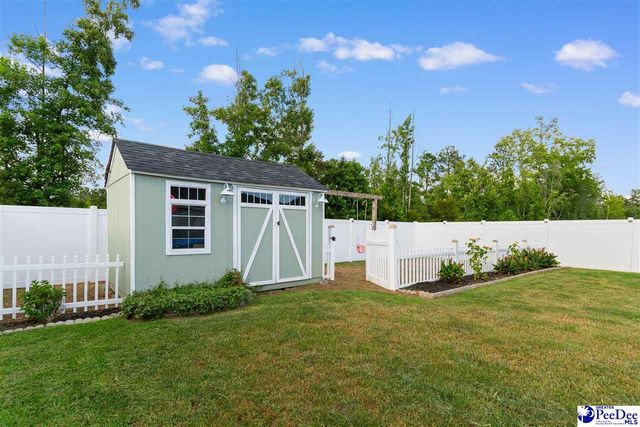 628 Woodland Farms Cir, Aynor, SC 29511