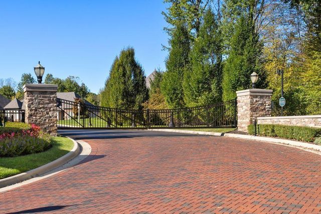 5259 Sorrento Court, Westerville, OH 43082