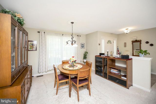 2908 LAKEVIEW PKWY, Locust Grove, VA 22508
