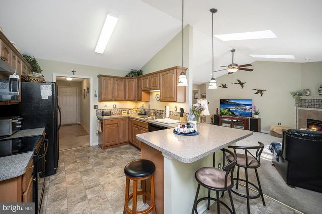 2908 LAKEVIEW PKWY, Locust Grove, VA 22508