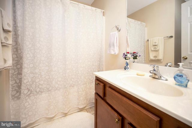 2908 LAKEVIEW PKWY, Locust Grove, VA 22508