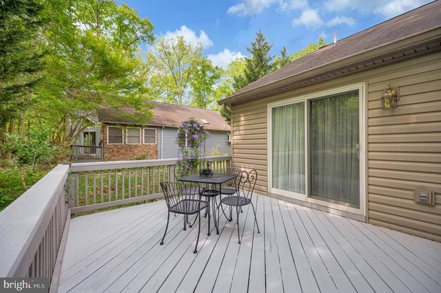 2908 LAKEVIEW PKWY, Locust Grove, VA 22508