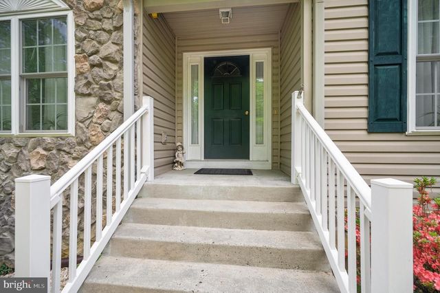 2908 LAKEVIEW PKWY, Locust Grove, VA 22508