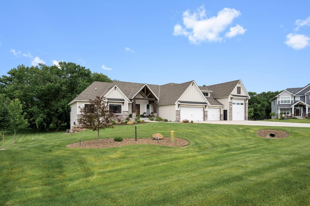 4452 167th Avenue NW, Andover, MN 55304