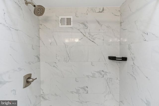 12410 MEDFORD RD, Philadelphia, PA 19154