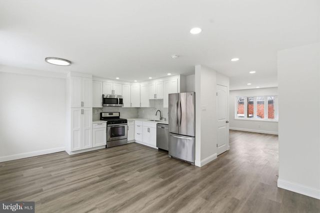 12410 MEDFORD RD, Philadelphia, PA 19154