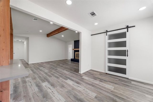 1839 Elmwood Avenue, La Porte, TX 77571