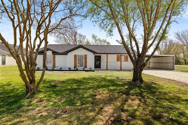 1839 Elmwood Avenue, La Porte, TX 77571