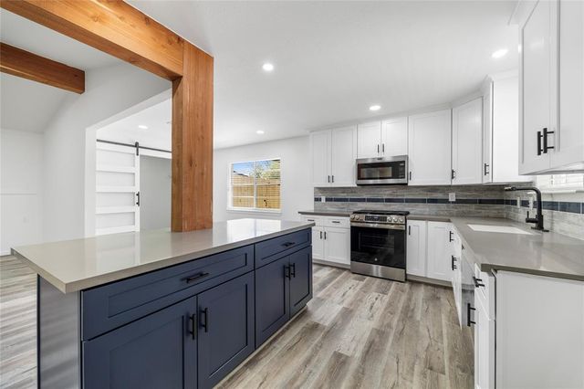 1839 Elmwood Avenue, La Porte, TX 77571