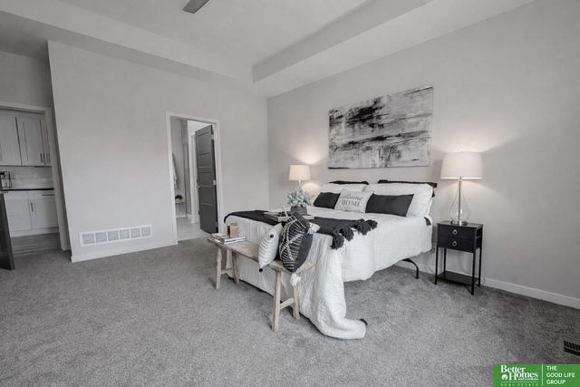 8169 S 185th Street, Omaha, NE 68136