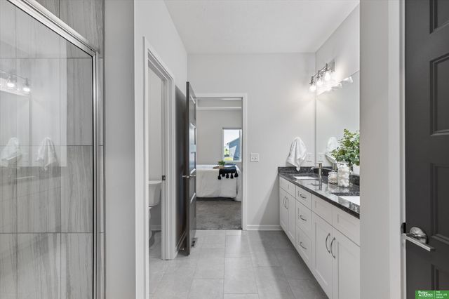 8169 S 185th Street, Omaha, NE 68136