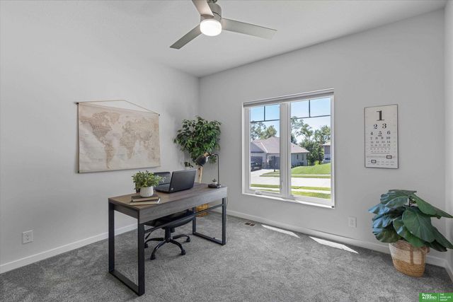 8169 S 185th Street, Omaha, NE 68136