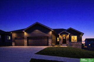 8169 S 185th Street, Omaha, NE 68136