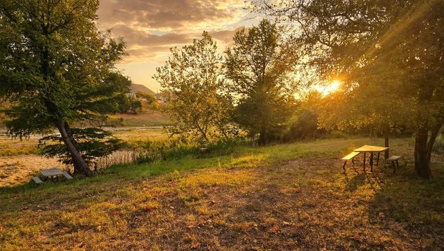 250 Rockwood DR, Wimberley, TX 78676
