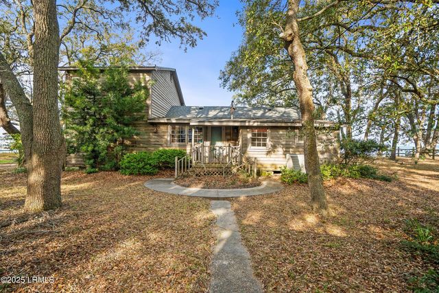 45 Bay Point Road, St. Helena Island, SC 29920