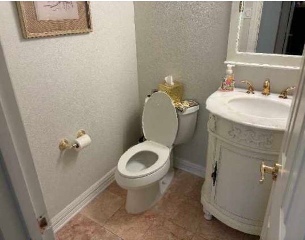 2104 Mossy Oak Drive, Irving, TX 75063