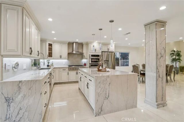 6355 Yolanda Avenue, Tarzana, CA 91335