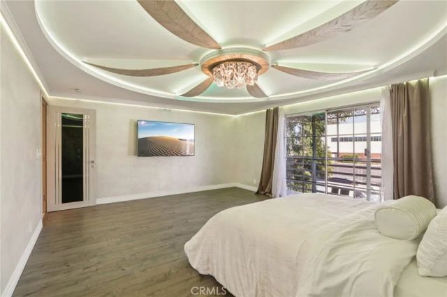 6355 Yolanda Avenue, Tarzana, CA 91335