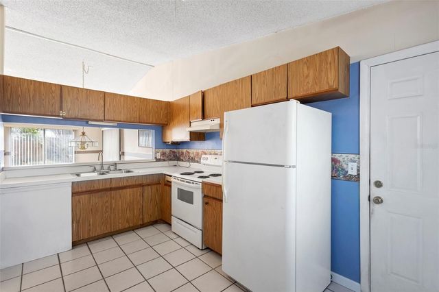 170 SAND PINE CIRCLE, Sanford, FL 32773