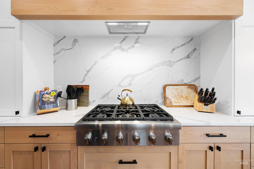 6374 S Bosch Way, Meridian, ID 83642 photo 14