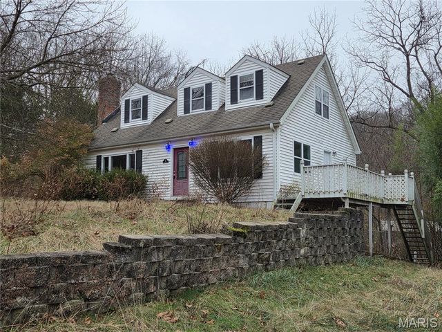 1 Silverwoods Lane, Fenton, MO 63026