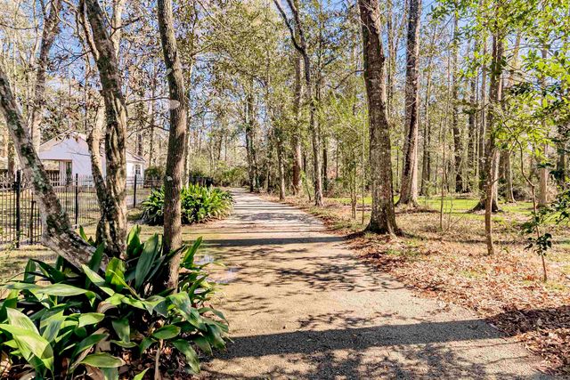 19424 Creek Round Ave, Baton Rouge, LA 70817