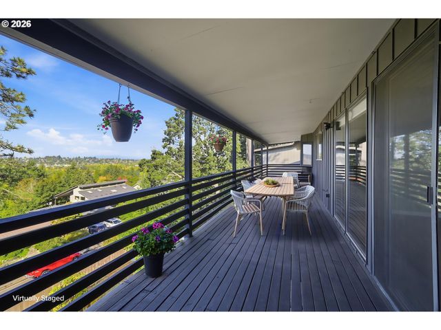 3182 BEECH St, Eugene, OR 97405
