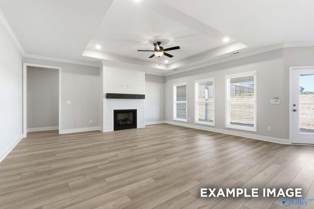 215 Hibiscus Drive, Hazel Green, AL 35750