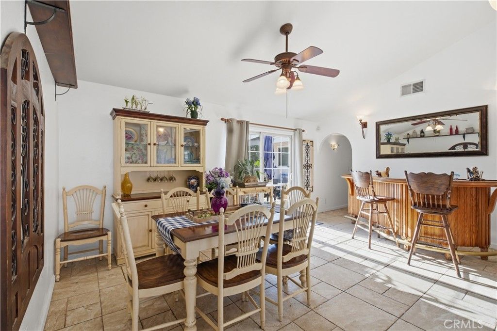 Image 10 of property listing at 44933 Hanstead Avenue, Lancaster, CA 93535
