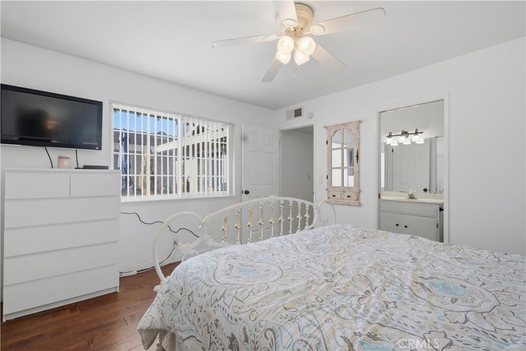 Image 16 of property listing at 44933 Hanstead Avenue, Lancaster, CA 93535