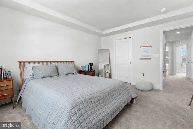 10893 DRUMMOND PL, White Plains, MD 20695