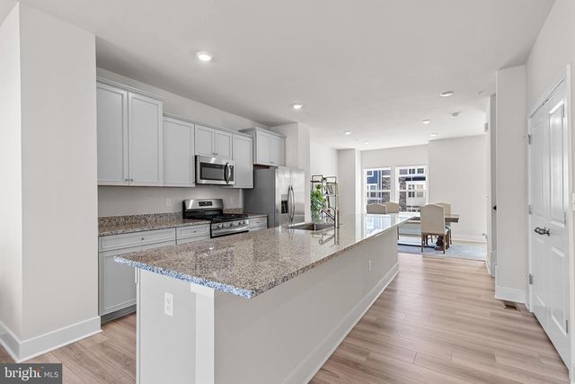 10893 DRUMMOND PL, White Plains, MD 20695
