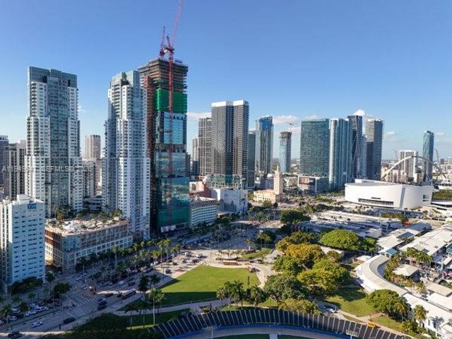 253 NE 2nd St 1007, Miami, FL 33132